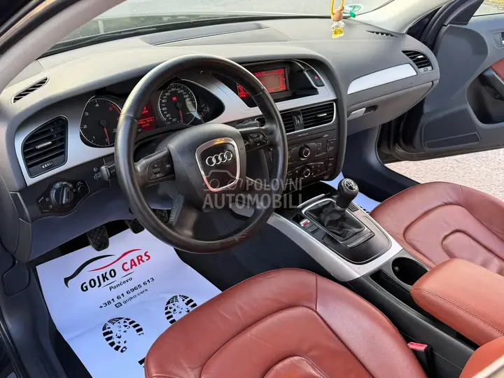Audi A4 2009 photo 2
