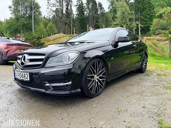 Mercedes-Benz C180
