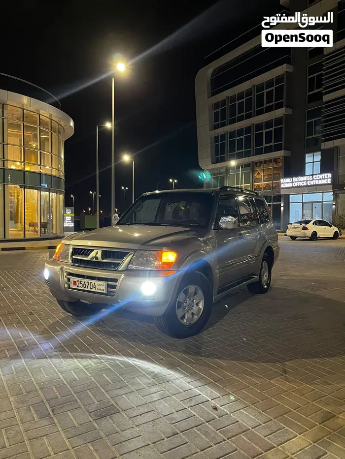 Mitsubishi Pajero Gls 2004 photo 3