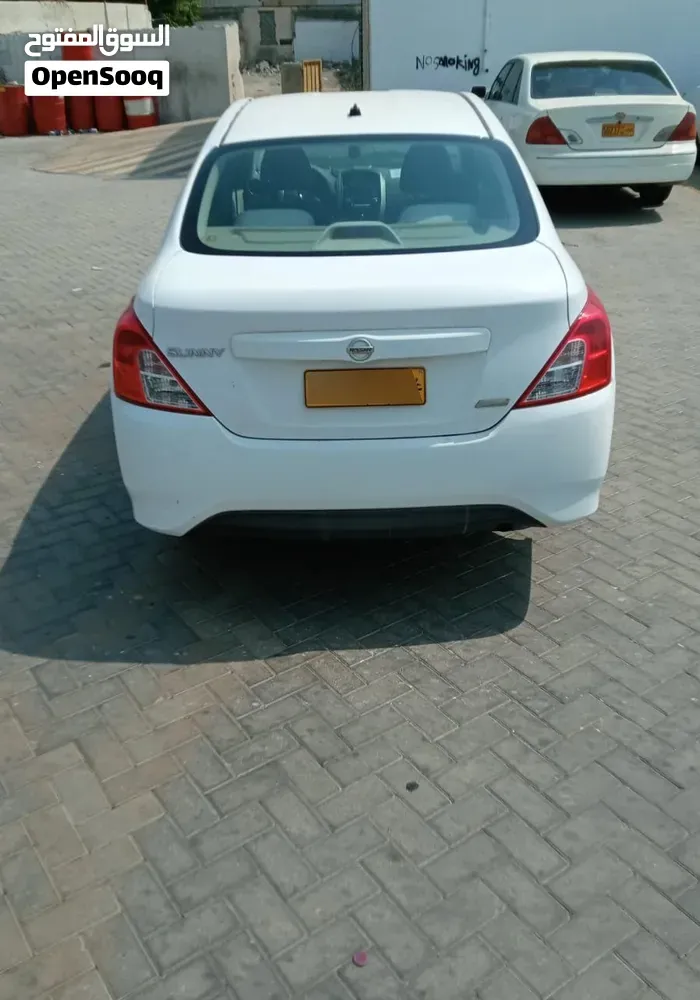 Nissan Sunny 2015 photo 4