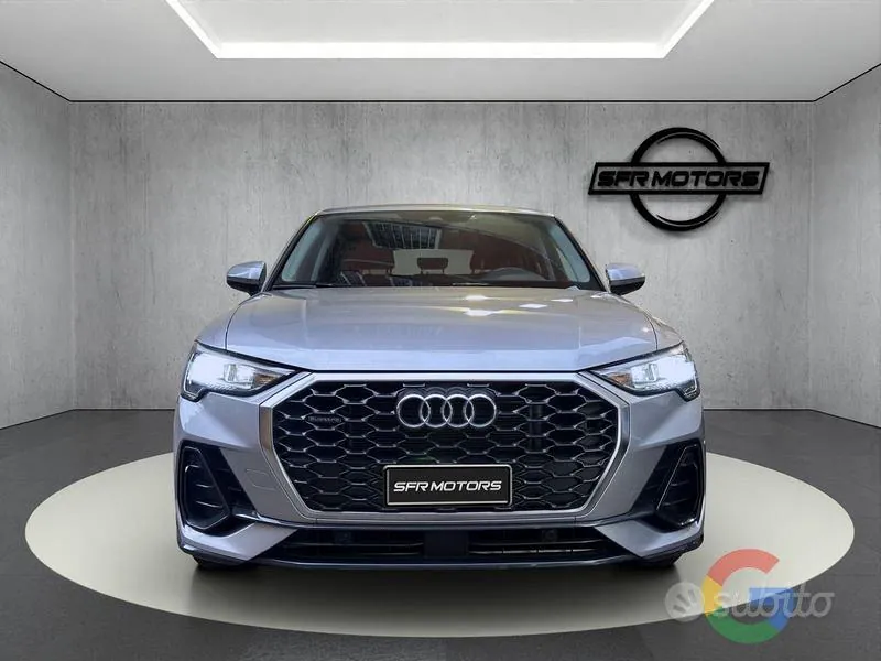 Audi Q3 2023 photo 2