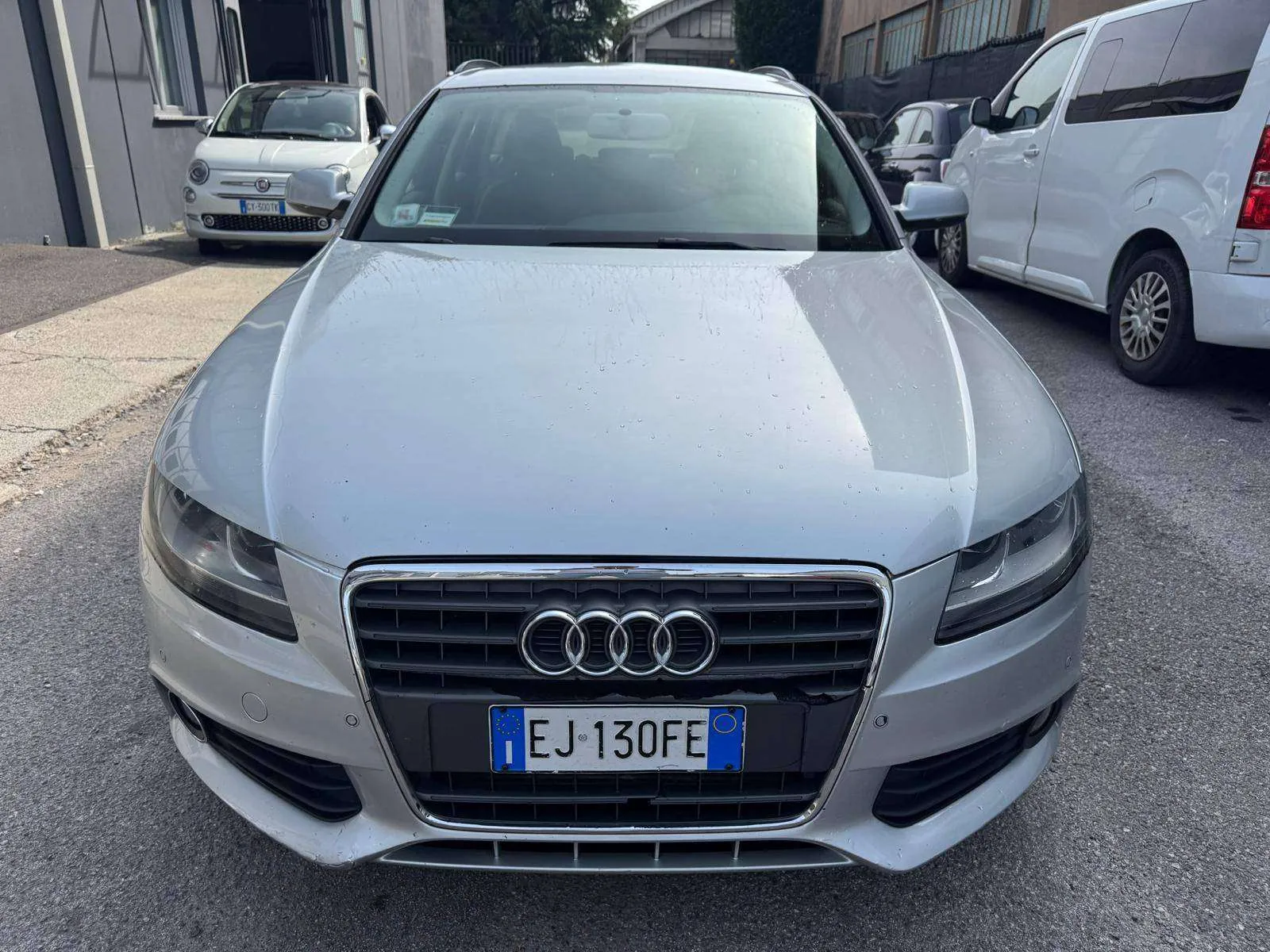 Audi A4 Avant 2011 photo 2