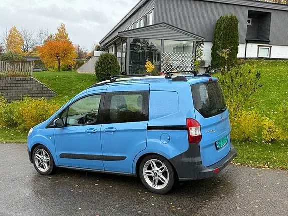 Ford Transit Courier 2014 photo 4