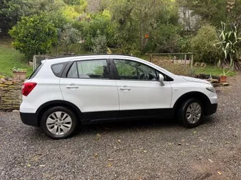 Suzuki S-Cross 2014 photo 4