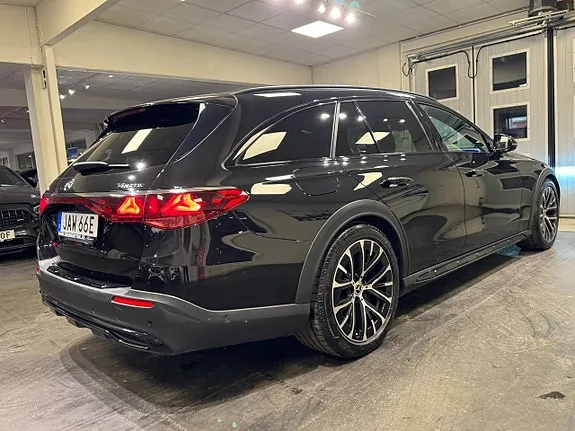 Mercedes-Benz E300 De 2024 photo 4