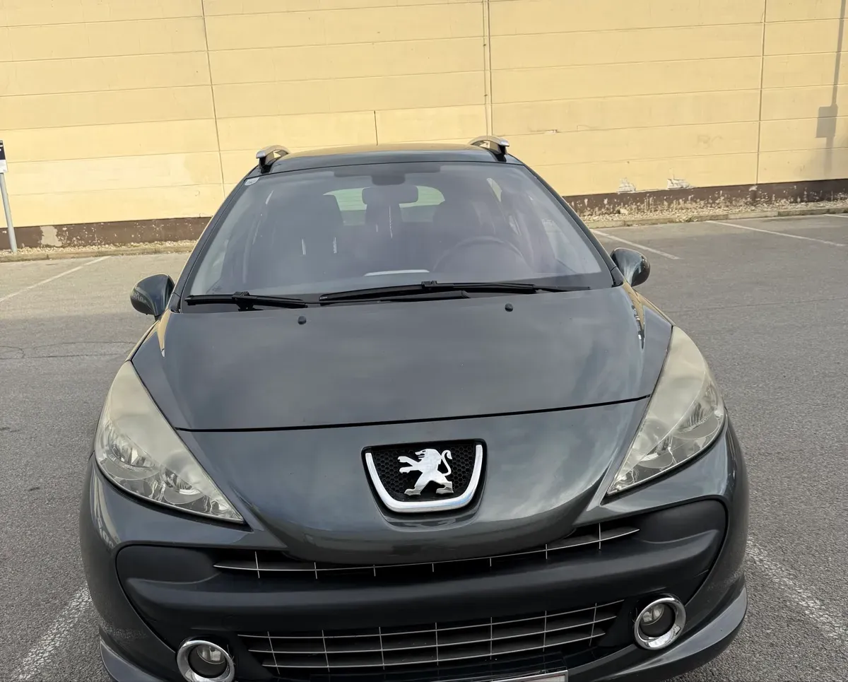 Peugeot 207