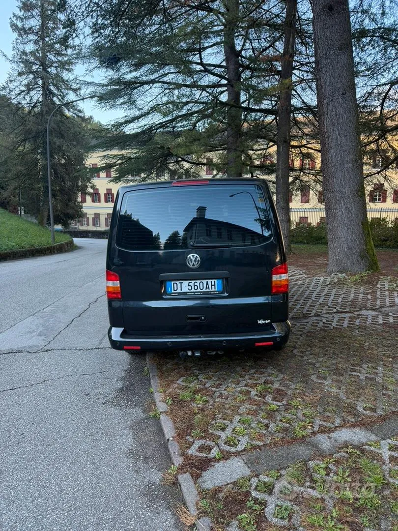 Volkswagen Caravelle 2008 photo 4