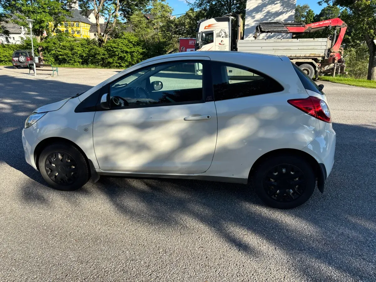 Ford Ka 2010 photo 3