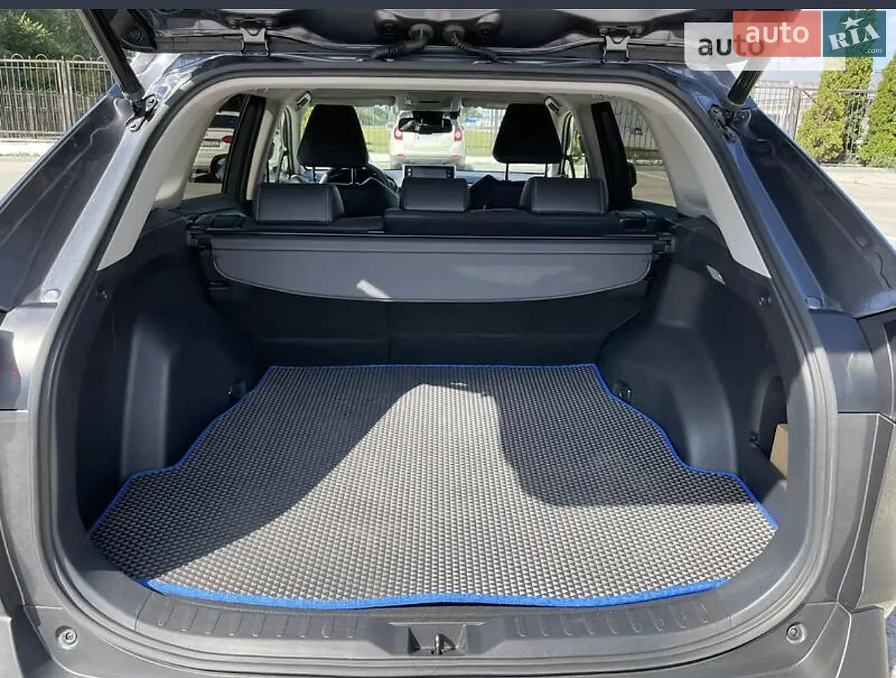 Toyota Rav4 2021 photo 4