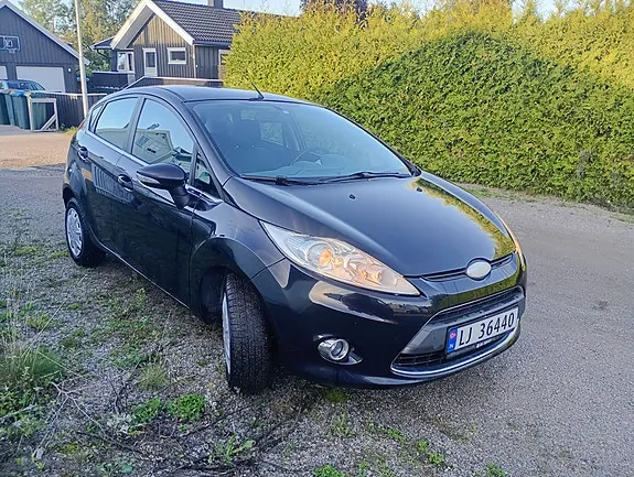 Ford Fiesta 2009 photo 3