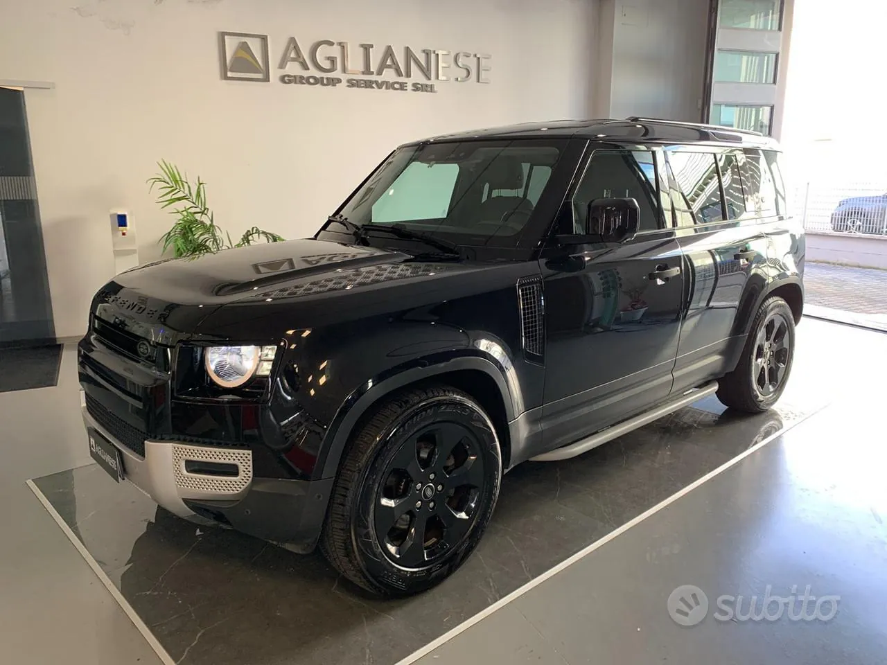 Land Rover Defender