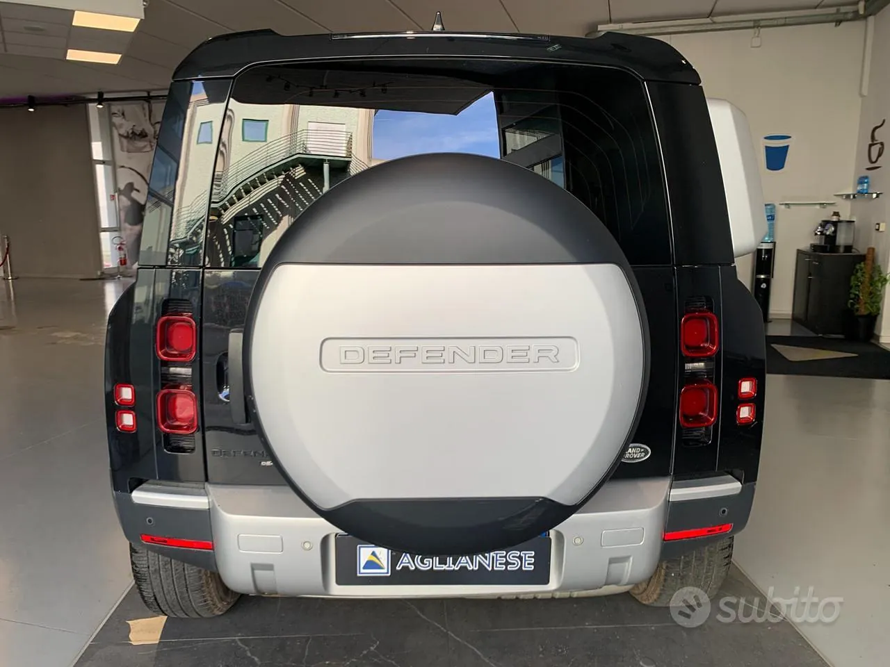 Land Rover Defender 2020 photo 5