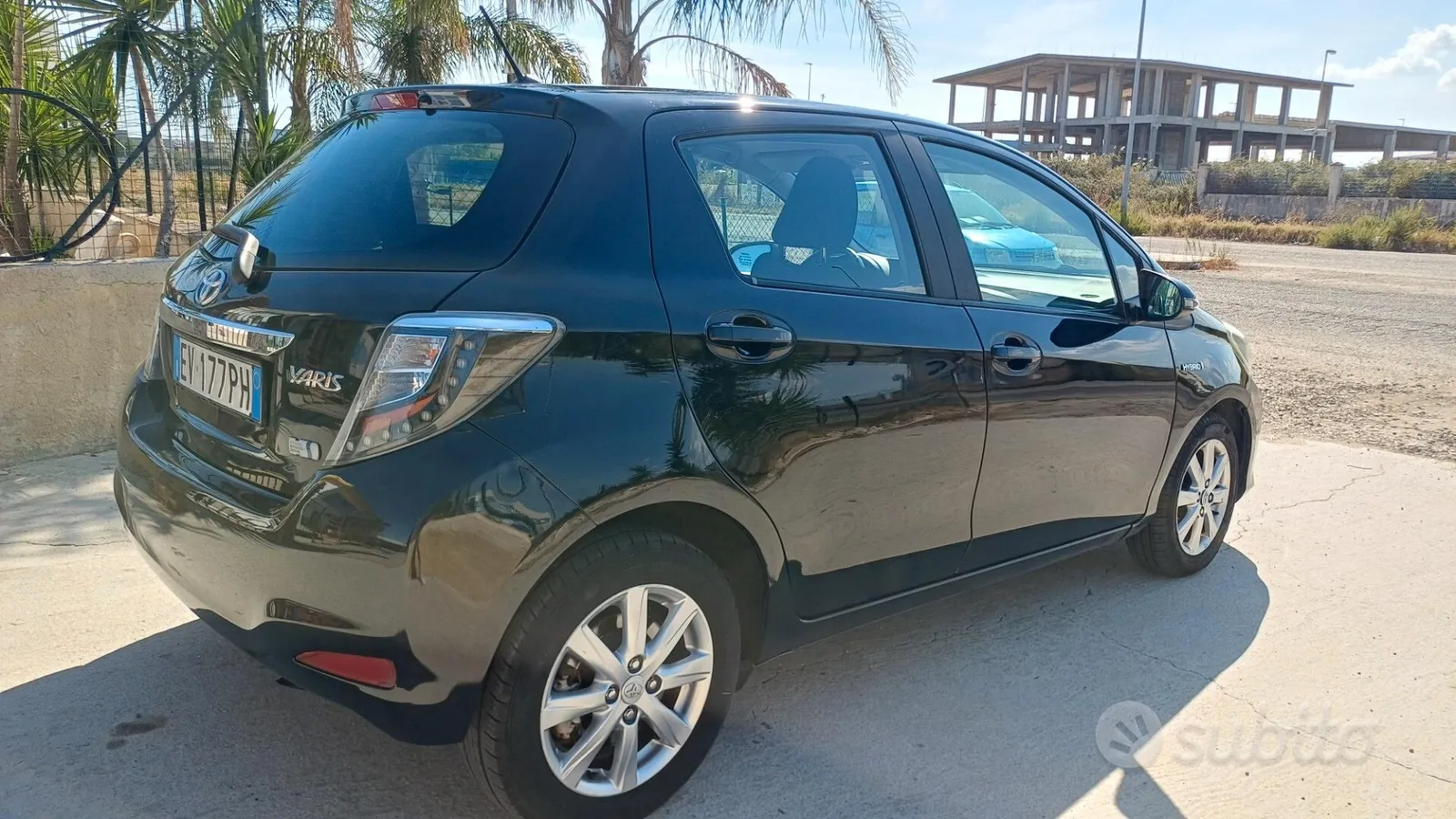 Toyota Yaris 2014 photo 5