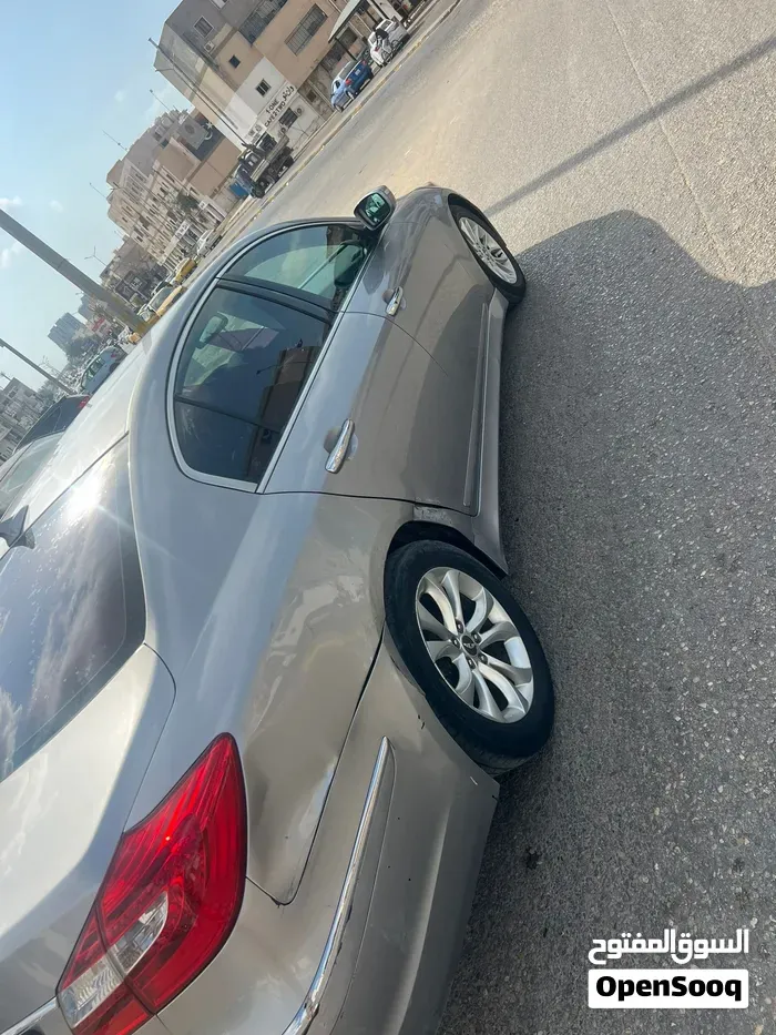 Genesis G80 2013 photo 5