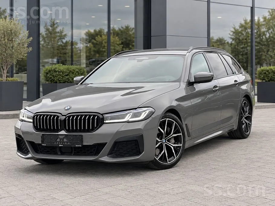 BMW 530D 2022 photo 2