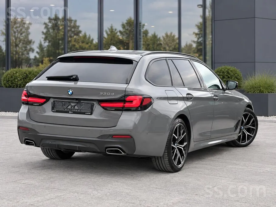 BMW 530D 2022 photo 3