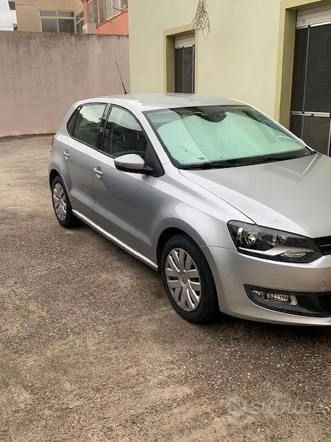 Volkswagen Polo 2010 photo 3