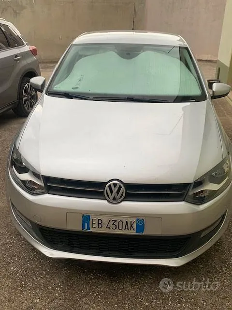 Volkswagen Polo 2010 photo 2