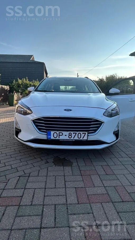 Ford Focus 2020 photo 2