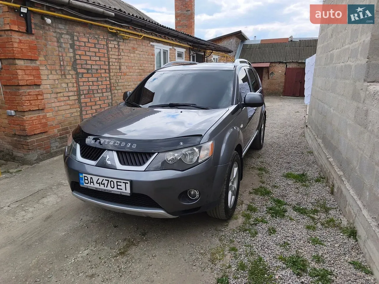 Mitsubishi Outlander Xl