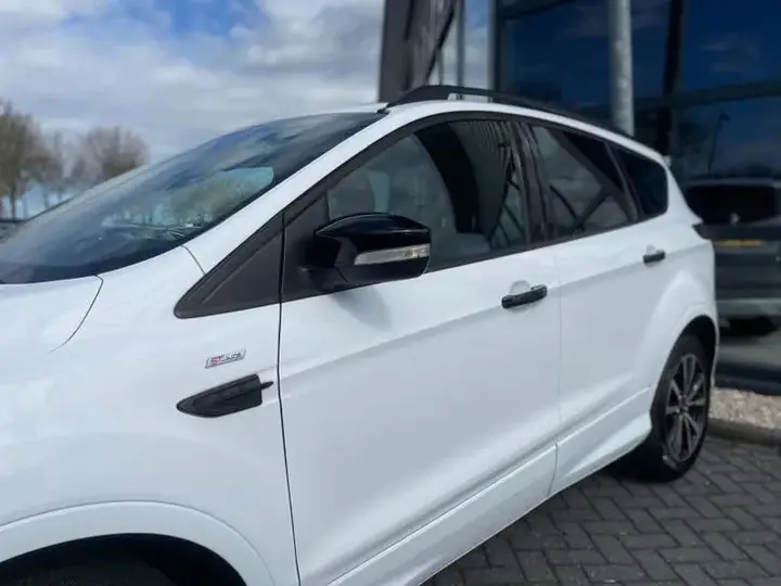 Ford Kuga 2017 photo 3