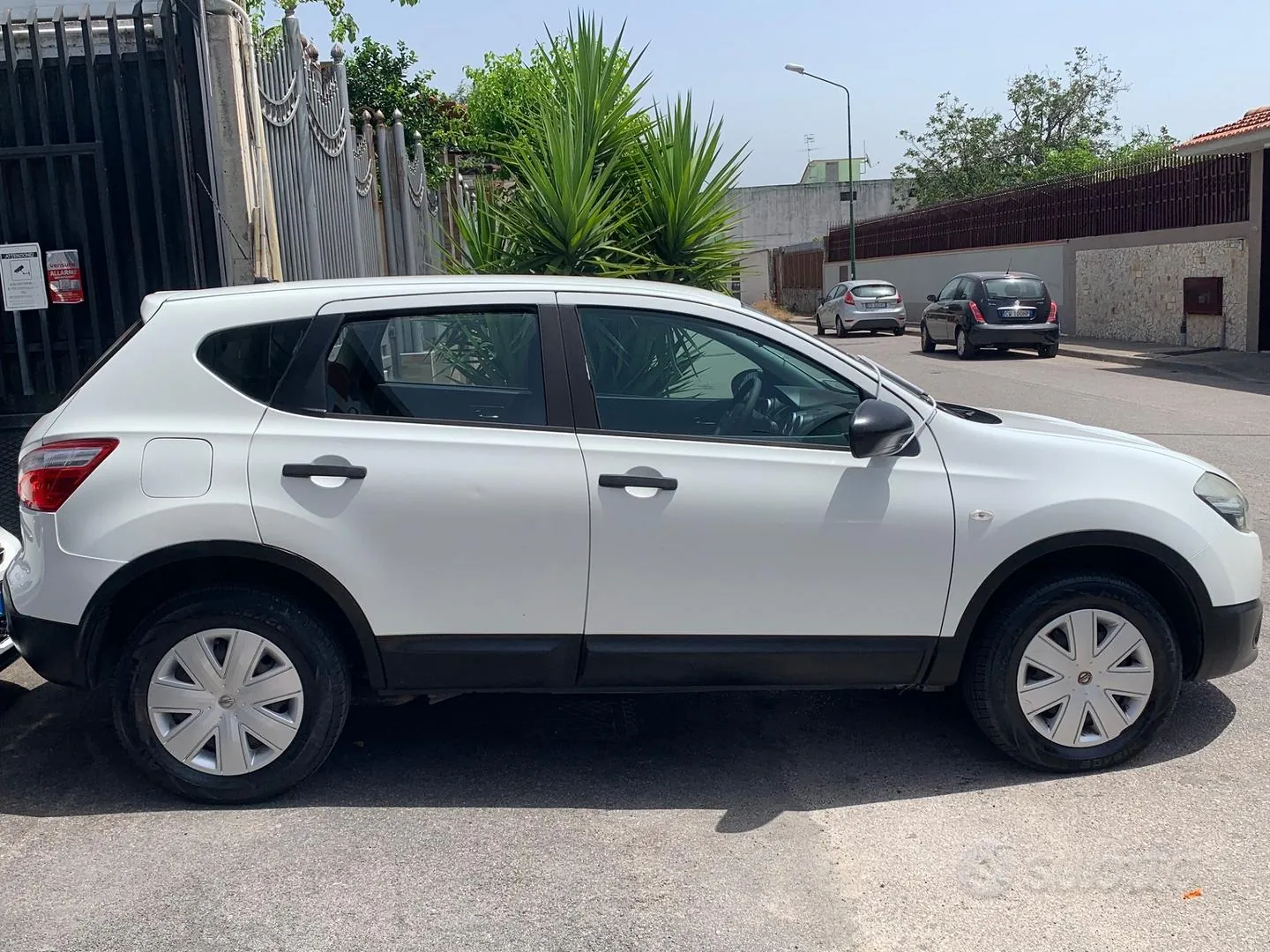 Nissan Qashqai 2010 photo 4