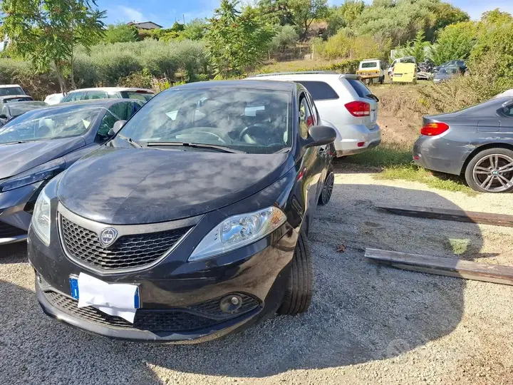 Lancia Ypsilon 2019 photo 4
