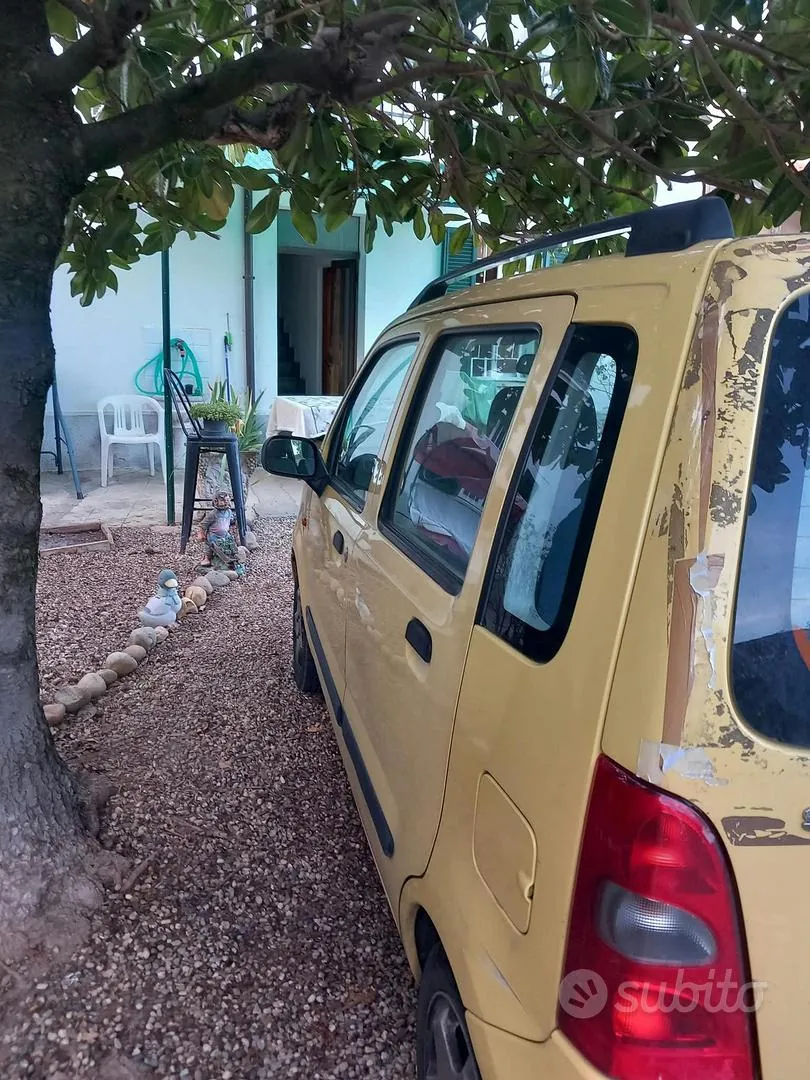 Suzuki Wagon R 2000 photo 2