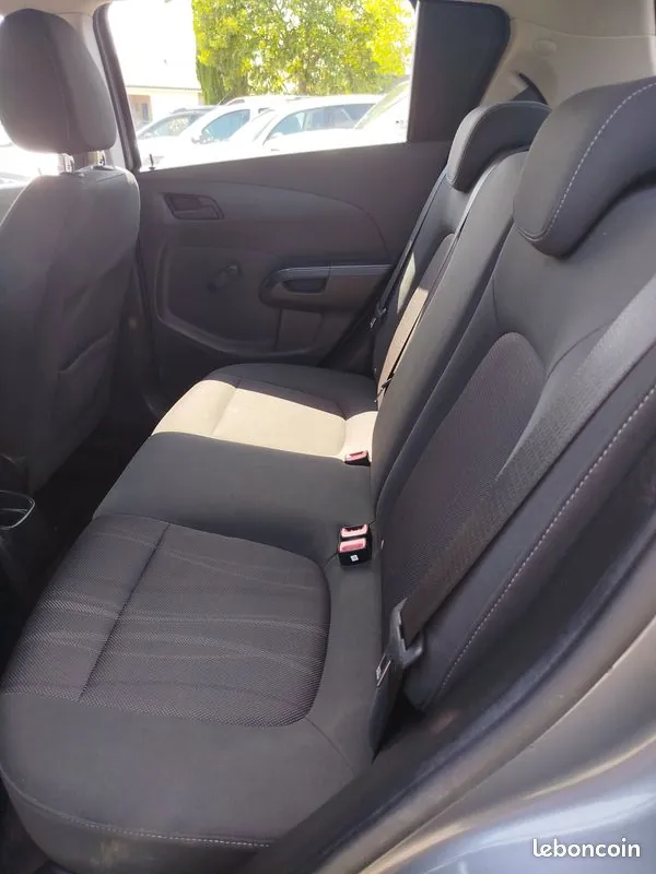 Chevrolet Aveo 2013 photo 4