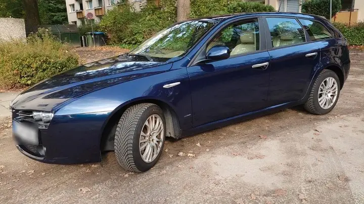 Alfa Romeo 159