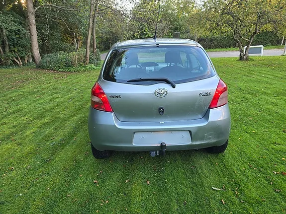 Toyota Yaris 2006 photo 5