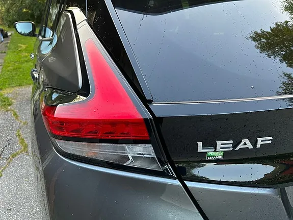 Nissan Leaf 2022 photo 4