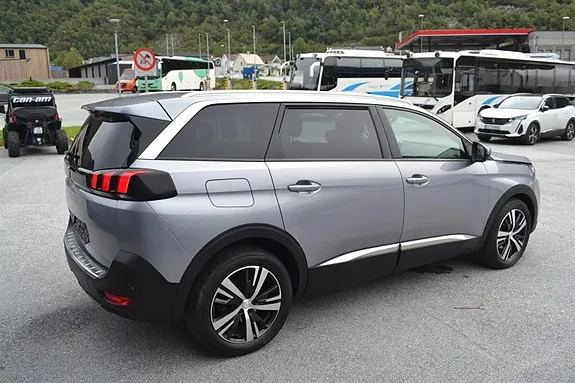Peugeot 5008 2019 photo 4