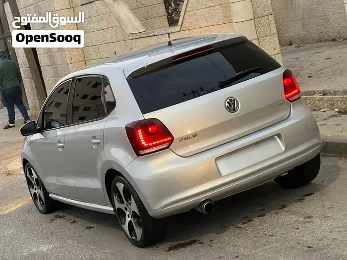 Volkswagen Polo 2012 photo 3