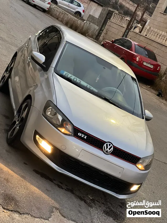 Volkswagen Polo 2012 photo 4