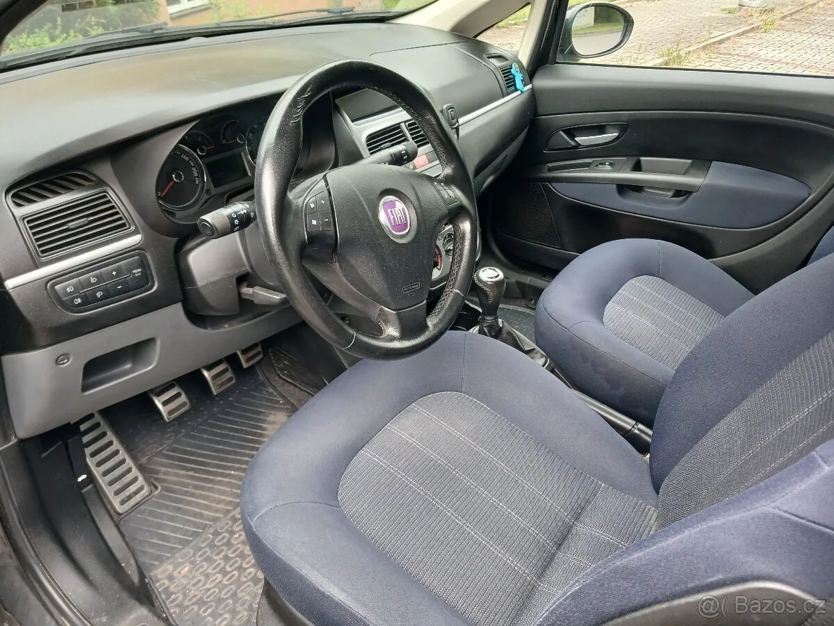 Fiat Linea 2009 photo 3