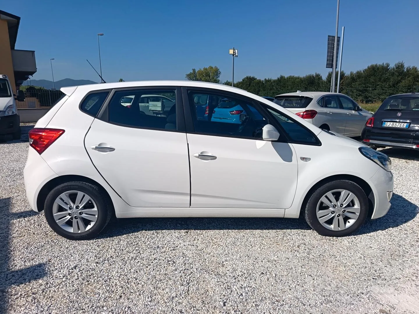 Hyundai Ix20 2013 photo 4