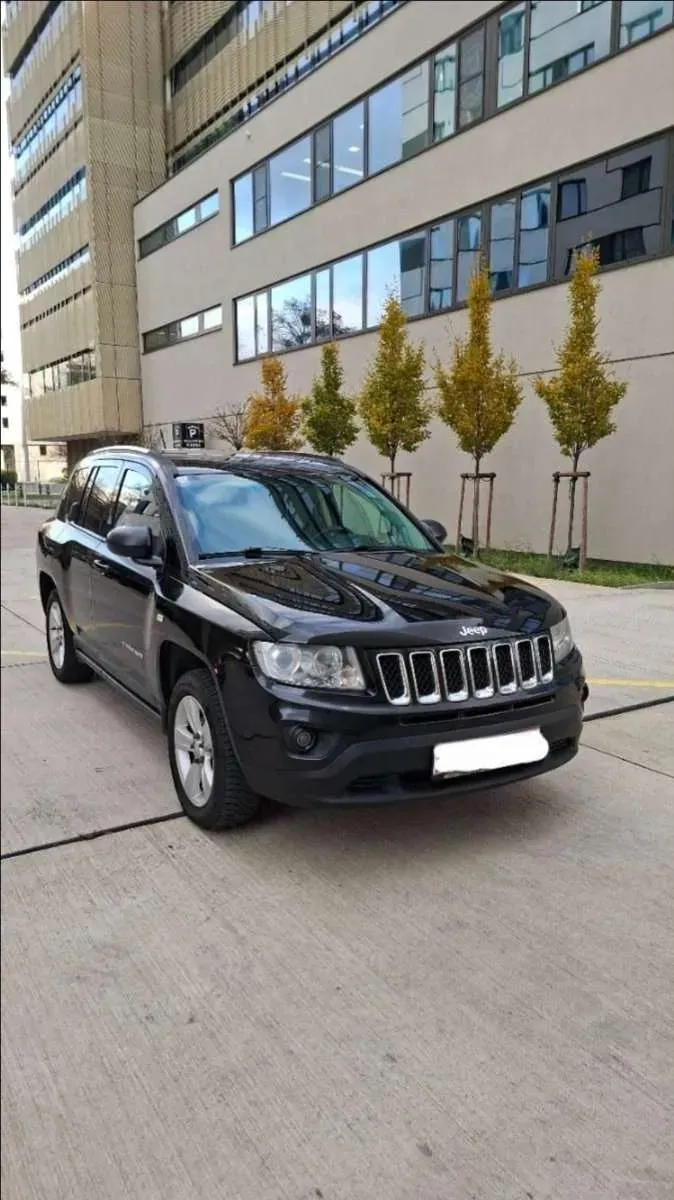 Jeep Compass 2011 photo 2