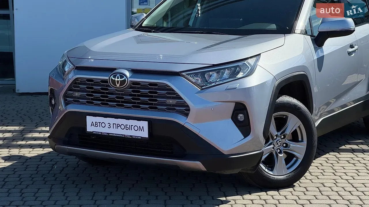 Toyota Rav4 2023 photo 4