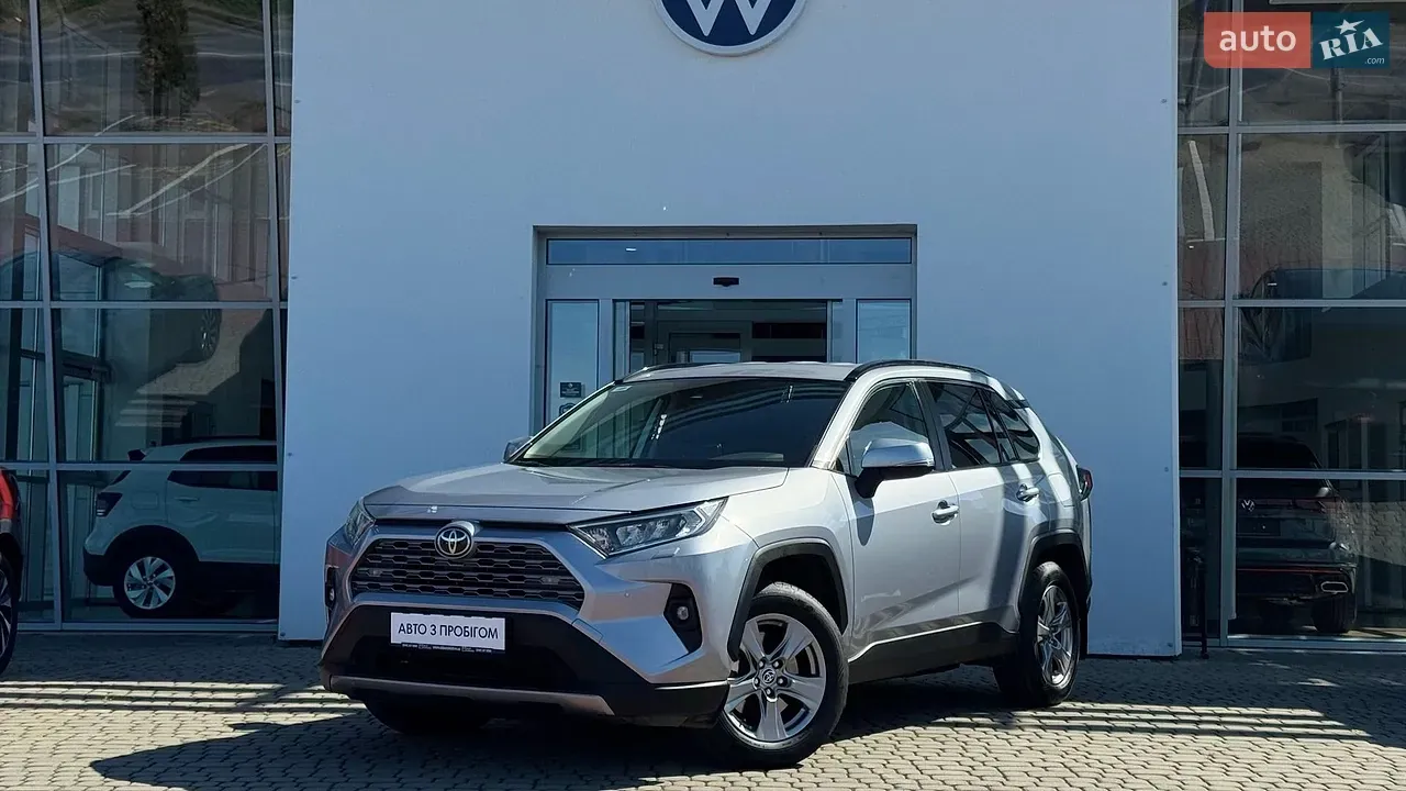 Toyota Rav4 2023 photo 2