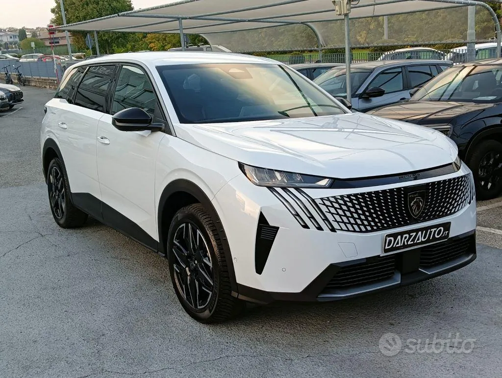 Peugeot 5008 2026 photo 3