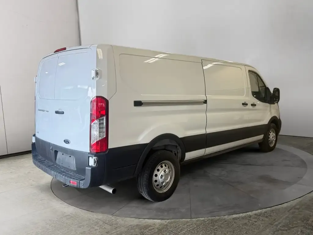 Ford Transit 2025 photo 5