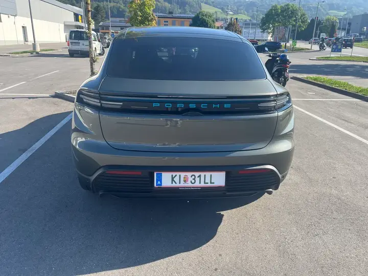 Porsche Macan 2024 photo 3