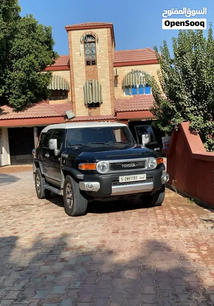 Toyota Fj 2009 photo 3