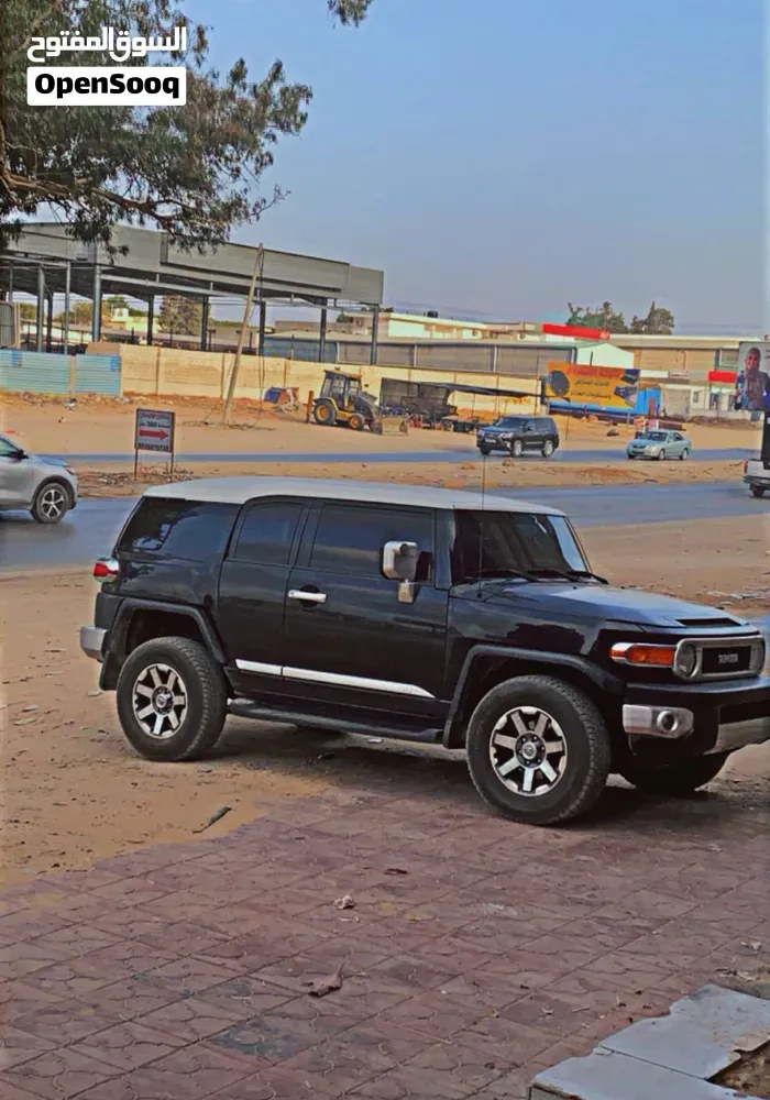 Toyota Fj 2009 photo 2