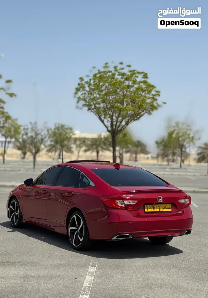 Honda Accord 2018 photo 4