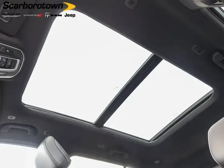 Jeep Grand Cherokee 2027 photo 3