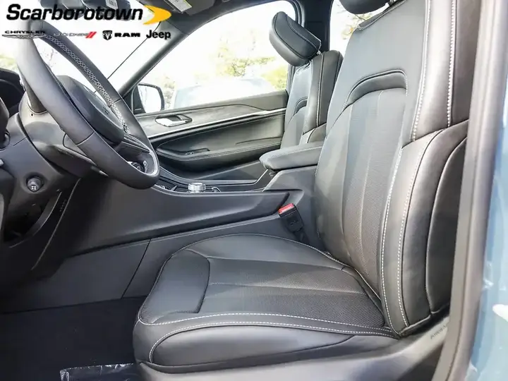 Jeep Grand Cherokee 2027 photo 4