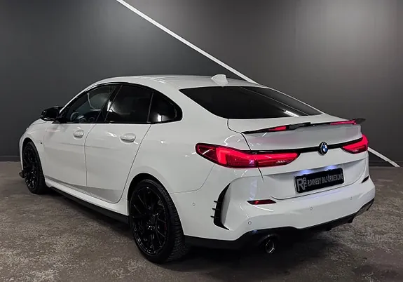 BMW 218I 2021 photo 4