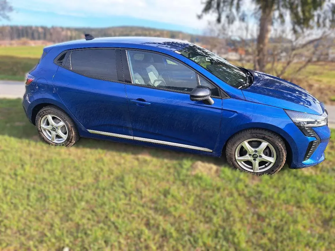 Renault Clio 2024 photo 3